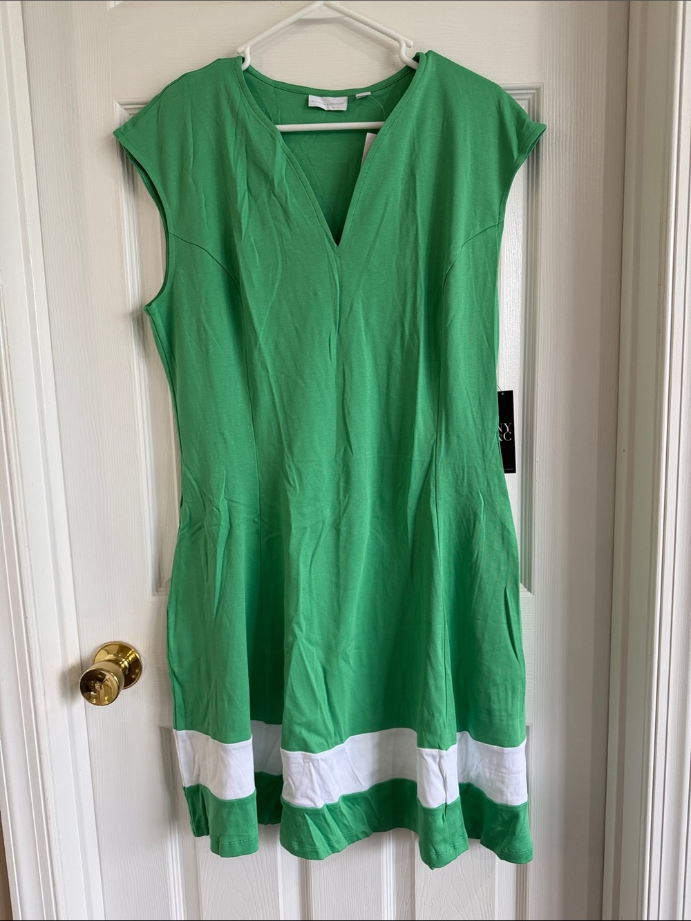 NWT New York & Company Bright Green V-Neck Cap Sleeve Dress with White Hem Bands